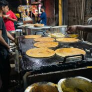 Thee small spots specialize in making crisp butter dosas in evening crowds.