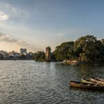 Best early mornings in winter or post-monsoon for peaceful views